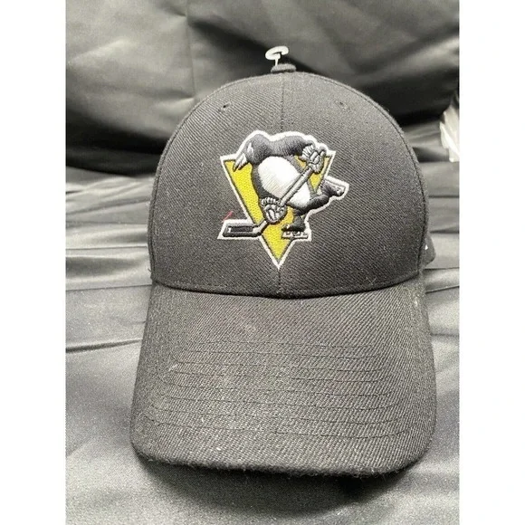 Pittsburgh Penguins NHL ‘47 Brand Adjustable Black Ball Cap Hat EUC - Picture 2 of 5